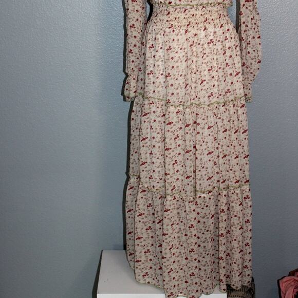 Li & Li Fashion Vintage Looking Cold Shoulder Maxi Dress - Picture 3 of 12